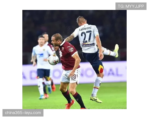 莱切主帅打造独特战术体系，球队状态回升引球迷期待