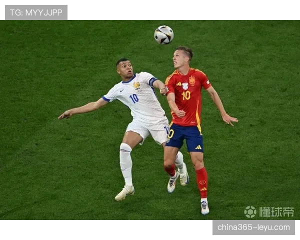 加克波闪耀赛场：技术全面展现，控球射门表现亮眼