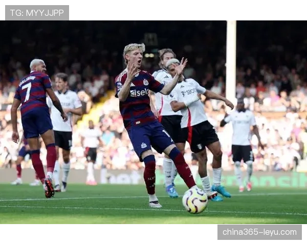 特劳雷加盟富勒姆，剑指新赛季英超佳绩