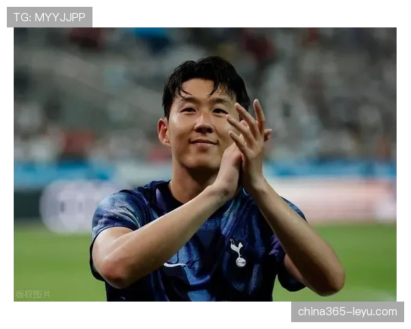 孙兴慜居然还在家自己烧饭？这体能教练真没白叫啊！